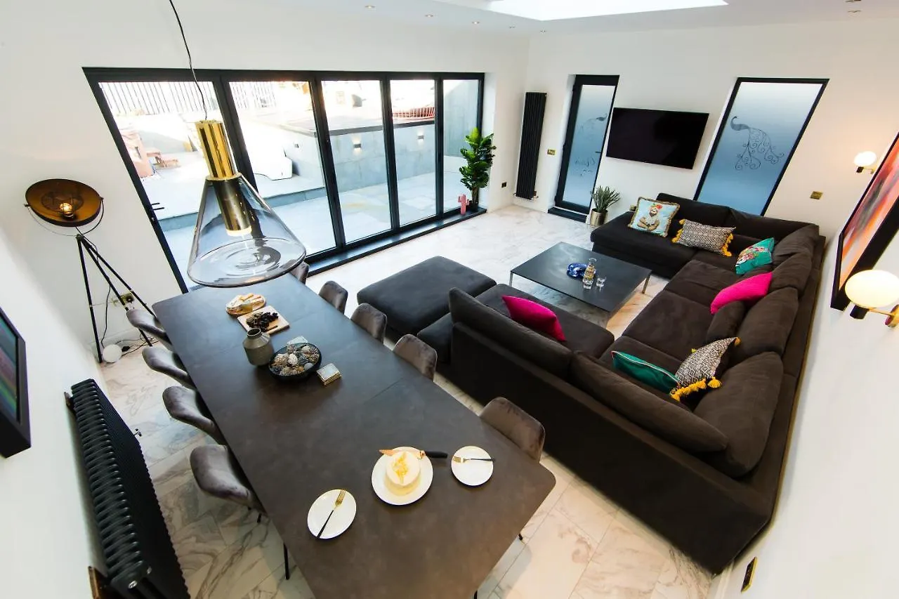 Dom wakacyjny Rounton Villa By Luxury Travel Emporium- Hot Tub - Sea Views - Parking