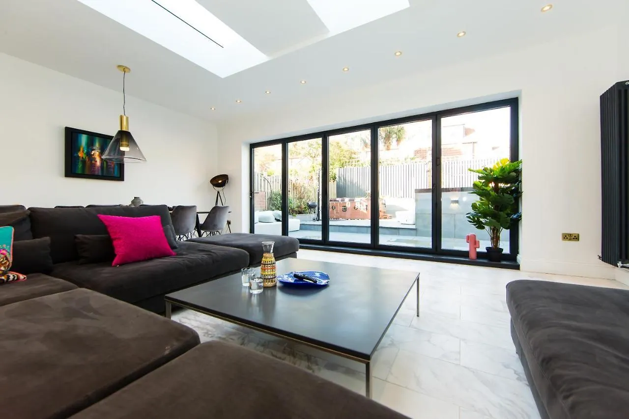 Rounton Villa By Luxury Travel Emporium- Hot Tub - Sea Views - Parking Wielka Brytania